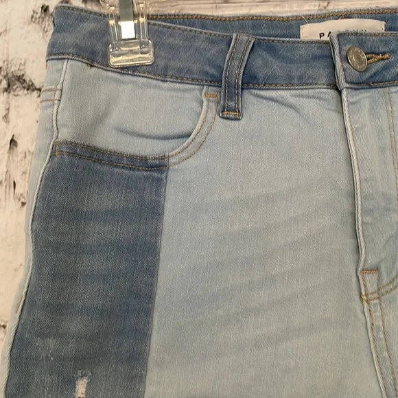 Pacsun super stretch two tone shortie Jean shorts - Picture 4 of 5